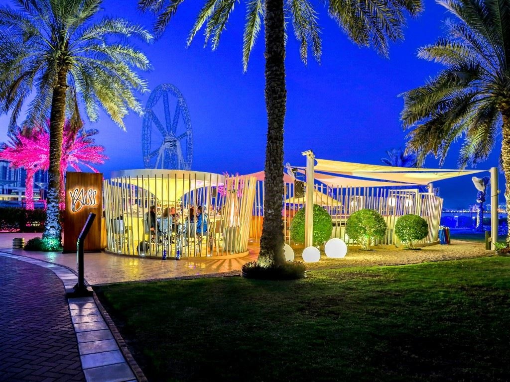 bars-bliss-beach-lounge