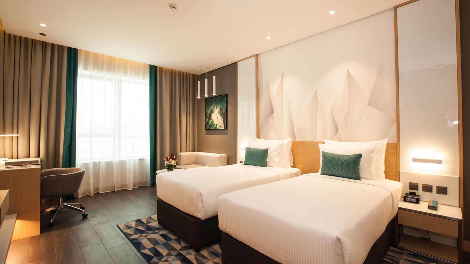 rooms-superior-room