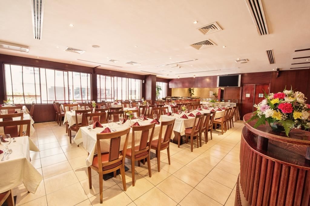 restaurants-aroma-restaurant