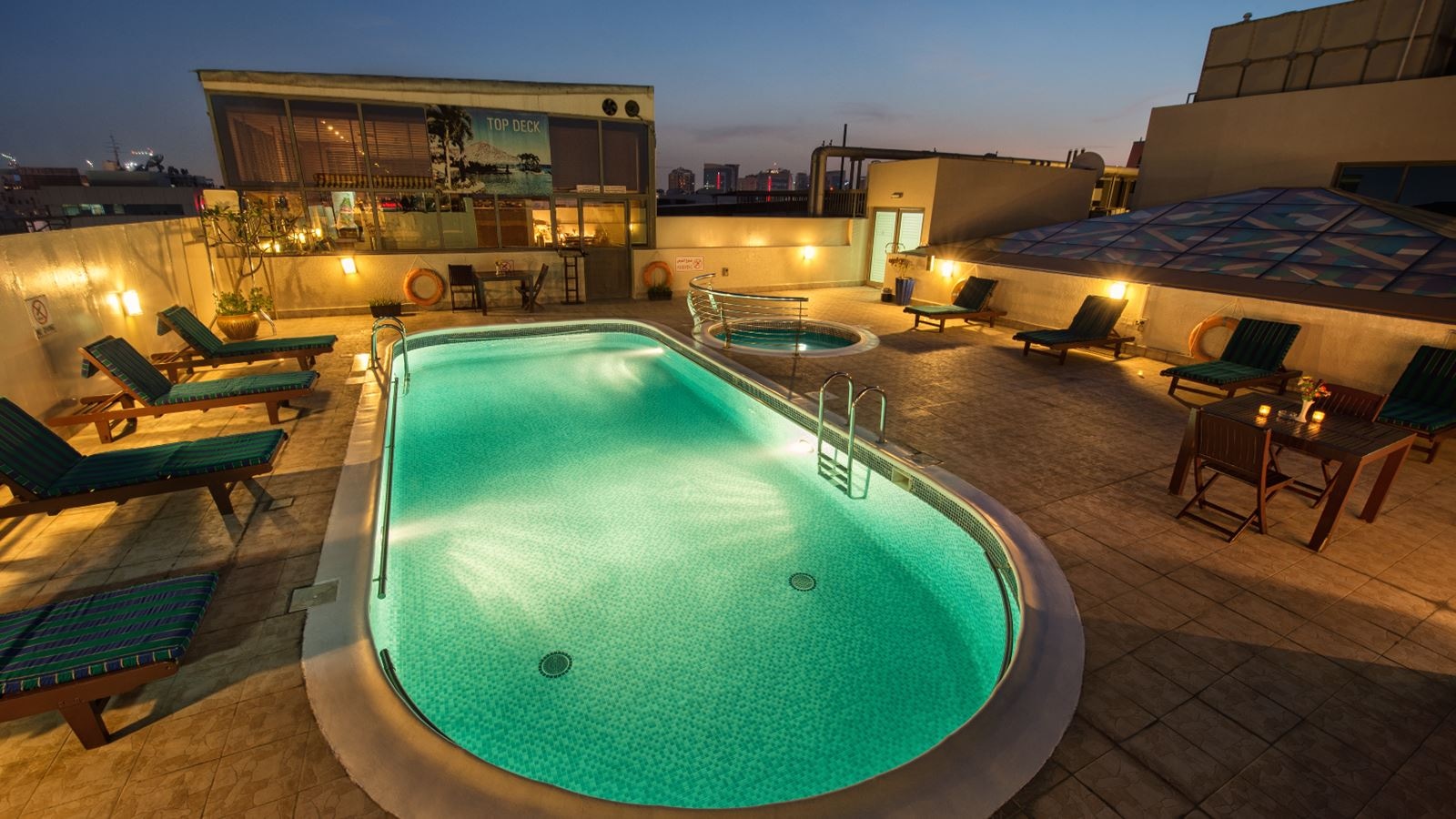 pools-outdoor-pool