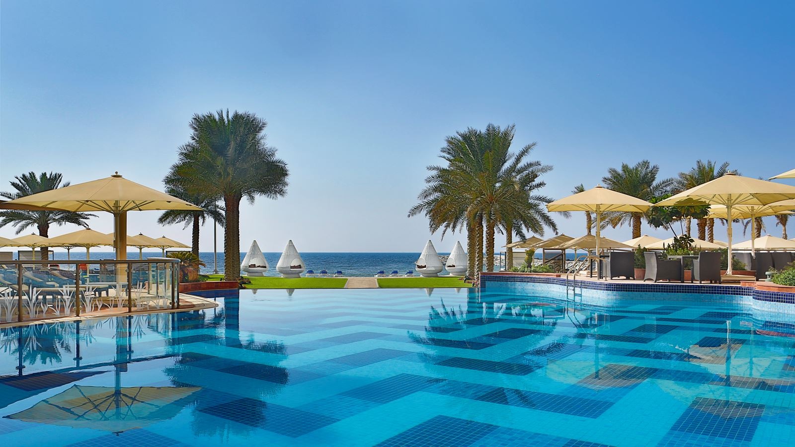 pools-outdoor-pool
