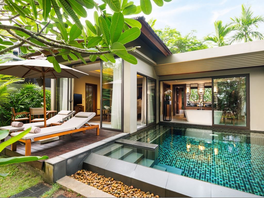 rooms-beach-access-pool-villa