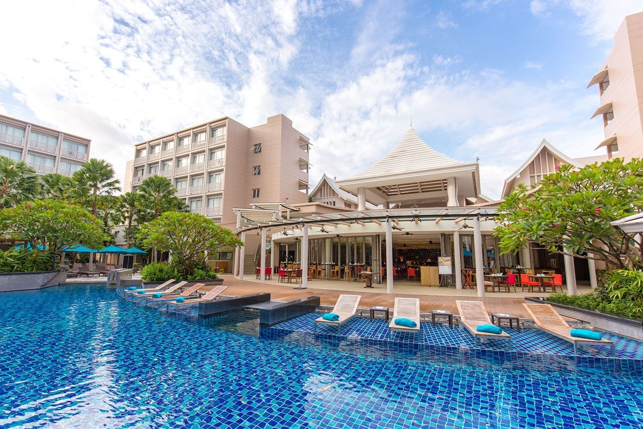 pools-outdoor-pool