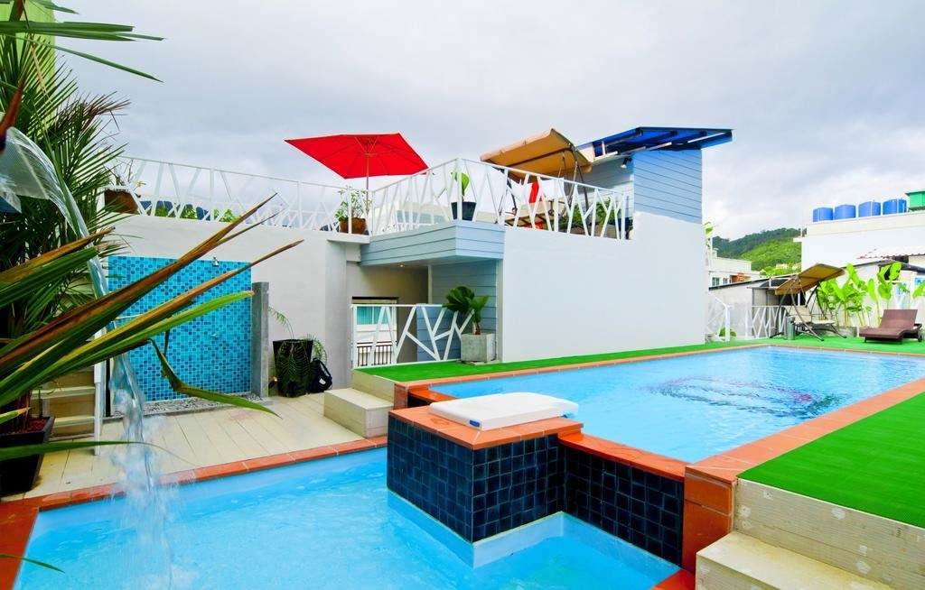 pools-outdoor-pool