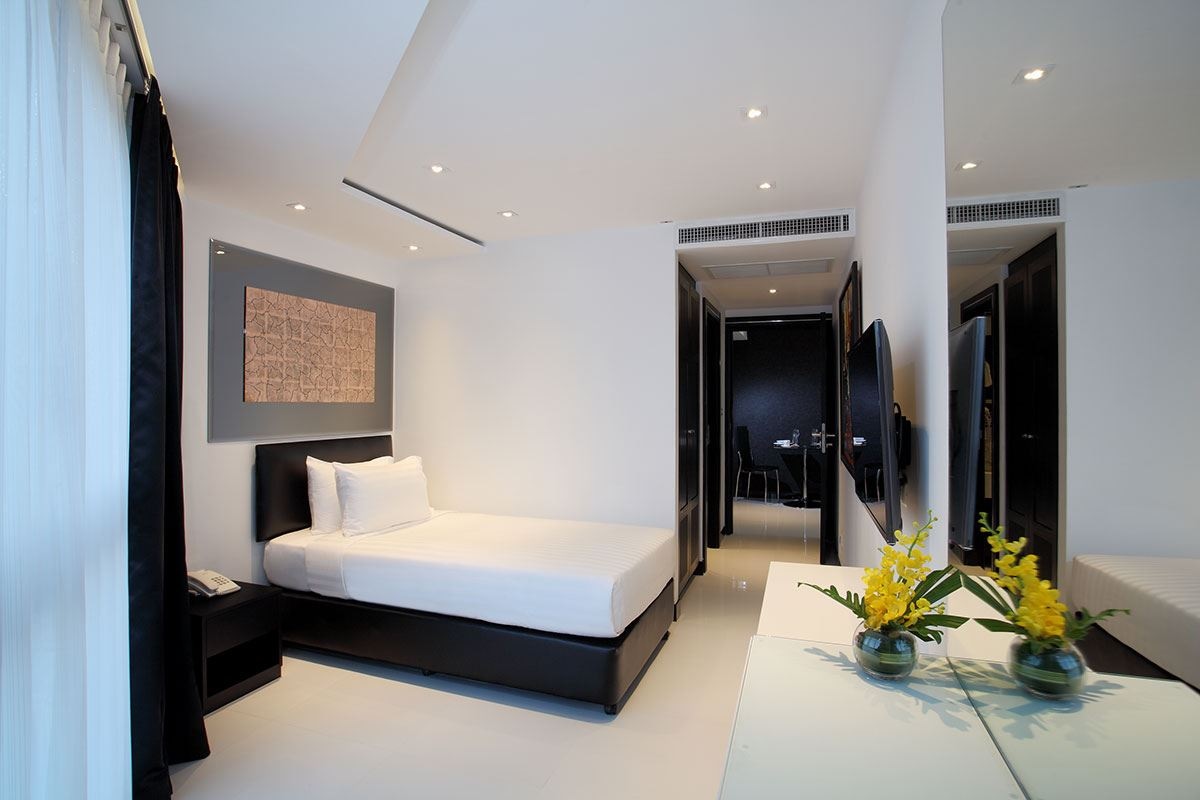 rooms-triple-superior-room