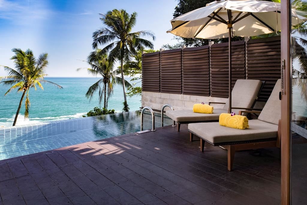 rooms-deluxe-private-pool-villa