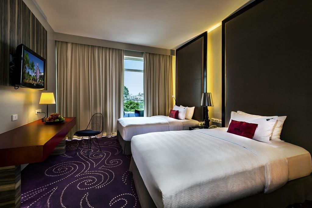 rooms-deluxe-room