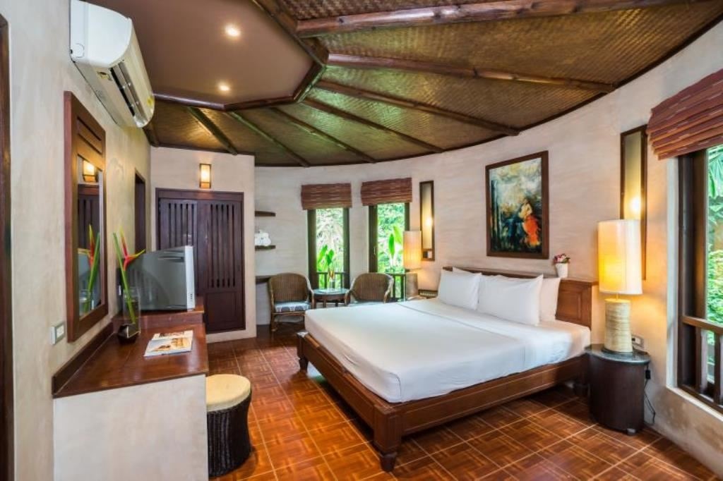 rooms-pool-side-villa