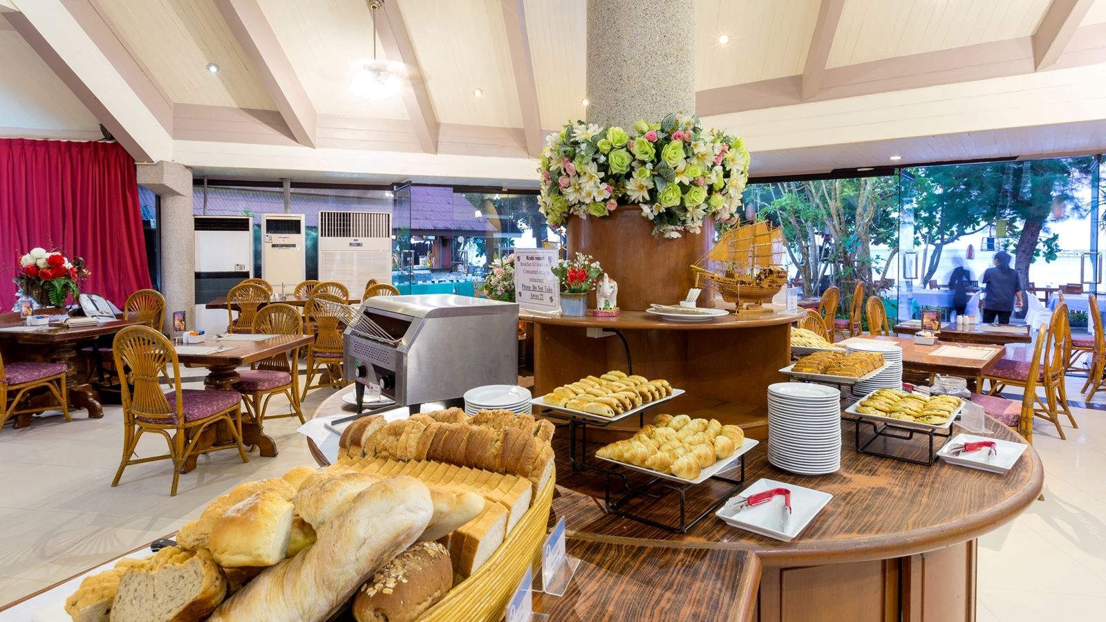 restaurants-the-boat-restaurant