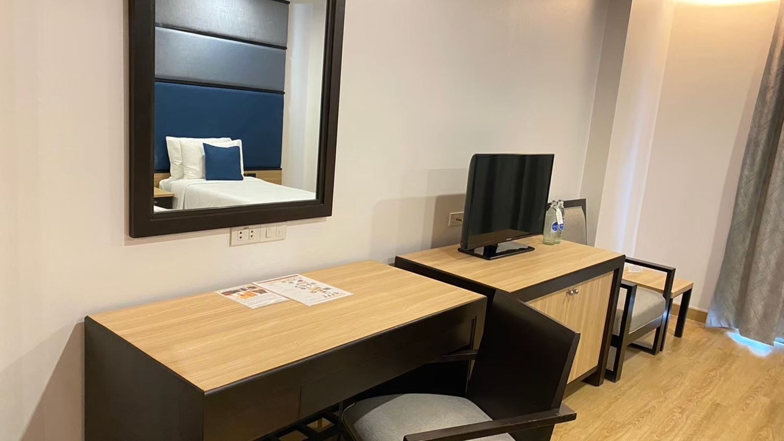 rooms-superior-room