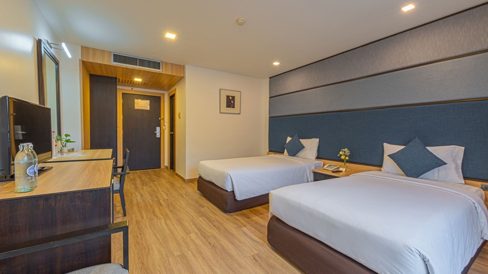 rooms-superior-room