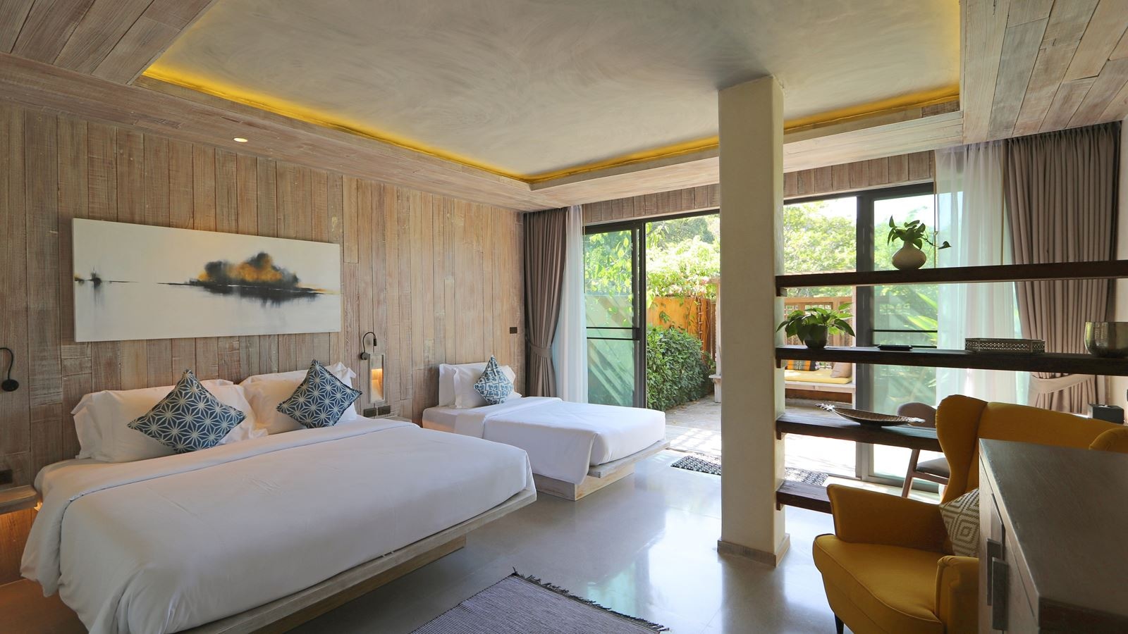 rooms-penthouse-with-terrace