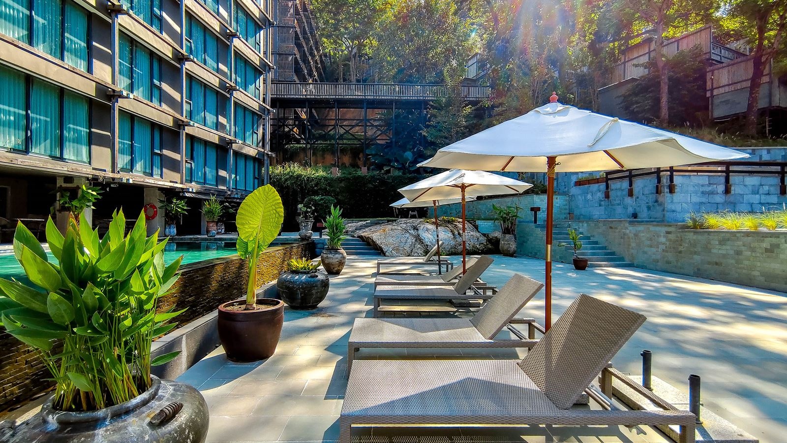 pools-outdoor-pool