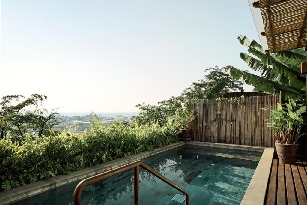 rooms-duplex-pool-villa-sea-view