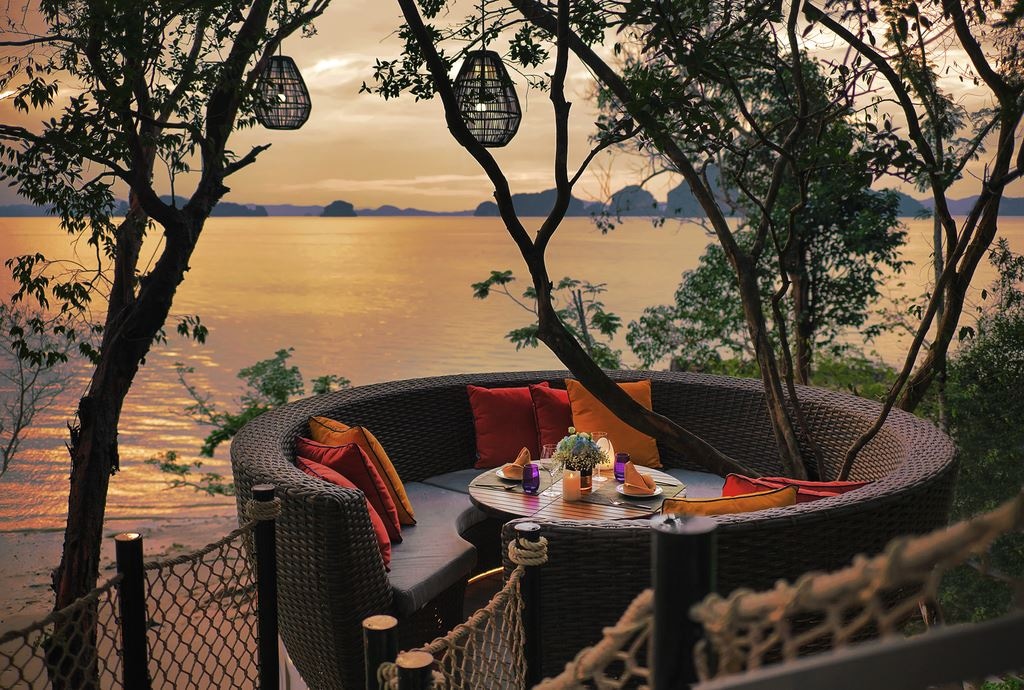 restaurants-birds-nest