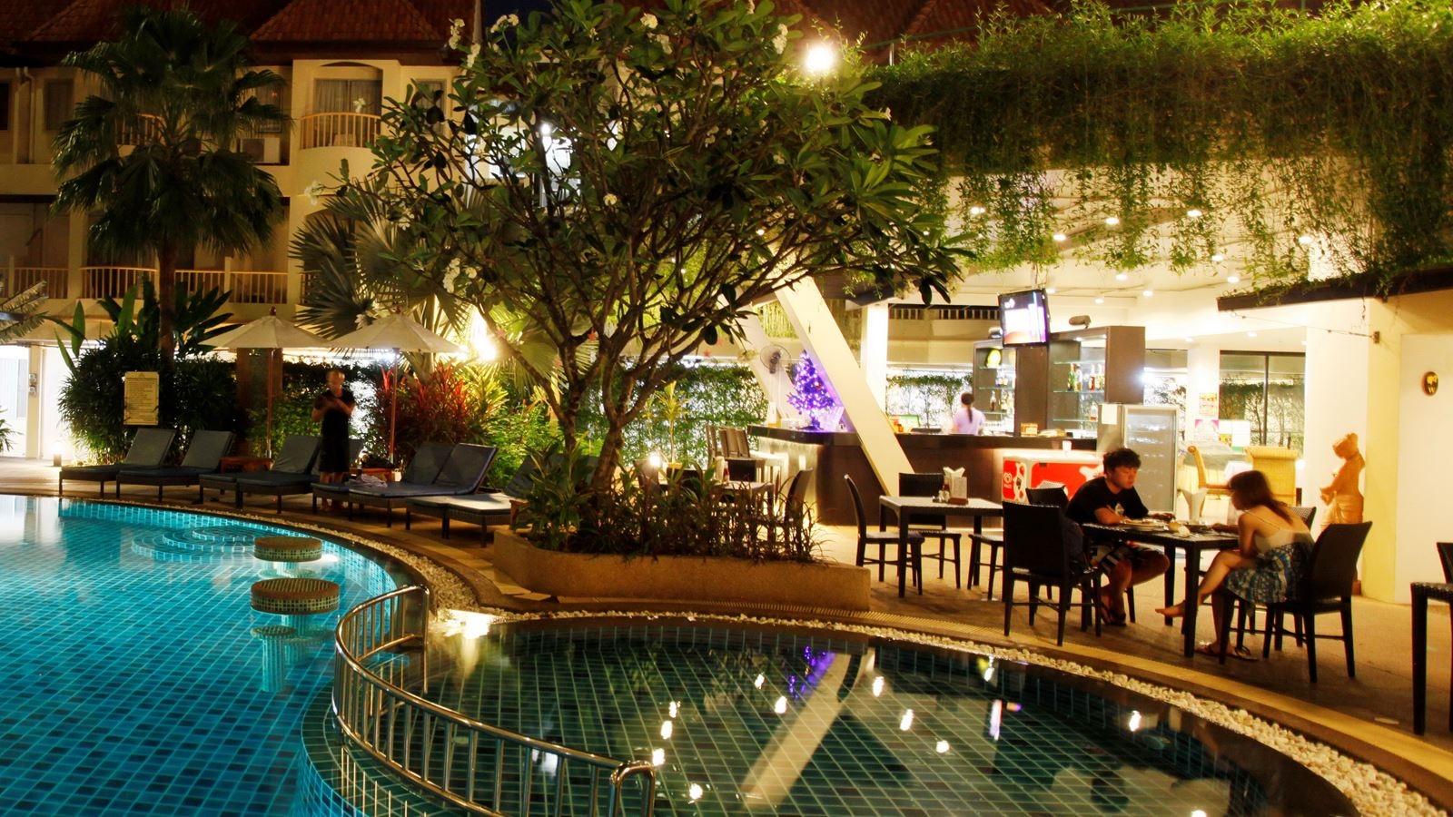 pools-outdoor-childrens-pool