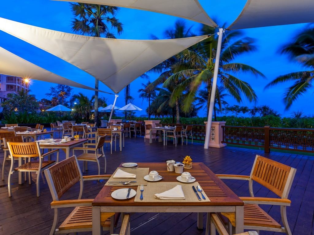 restaurants-the-cove