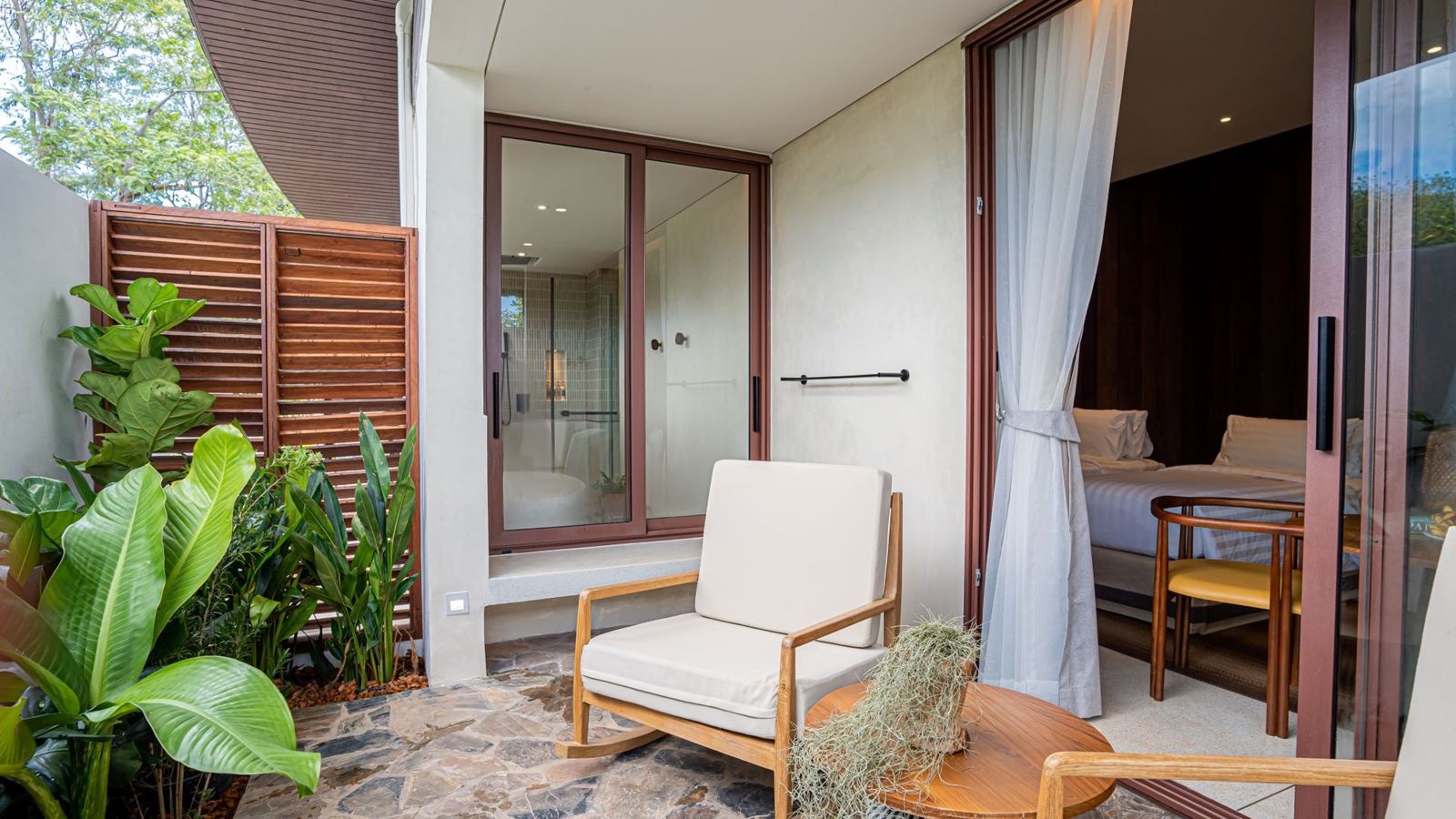 rooms-lux-suites