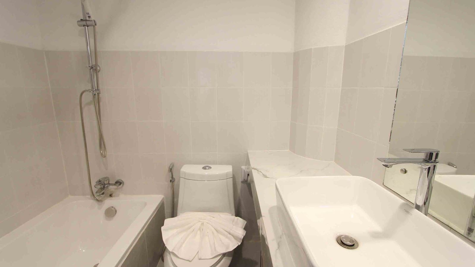 rooms-deluxe-room