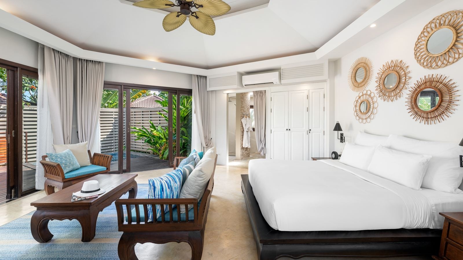 rooms-pool-villa