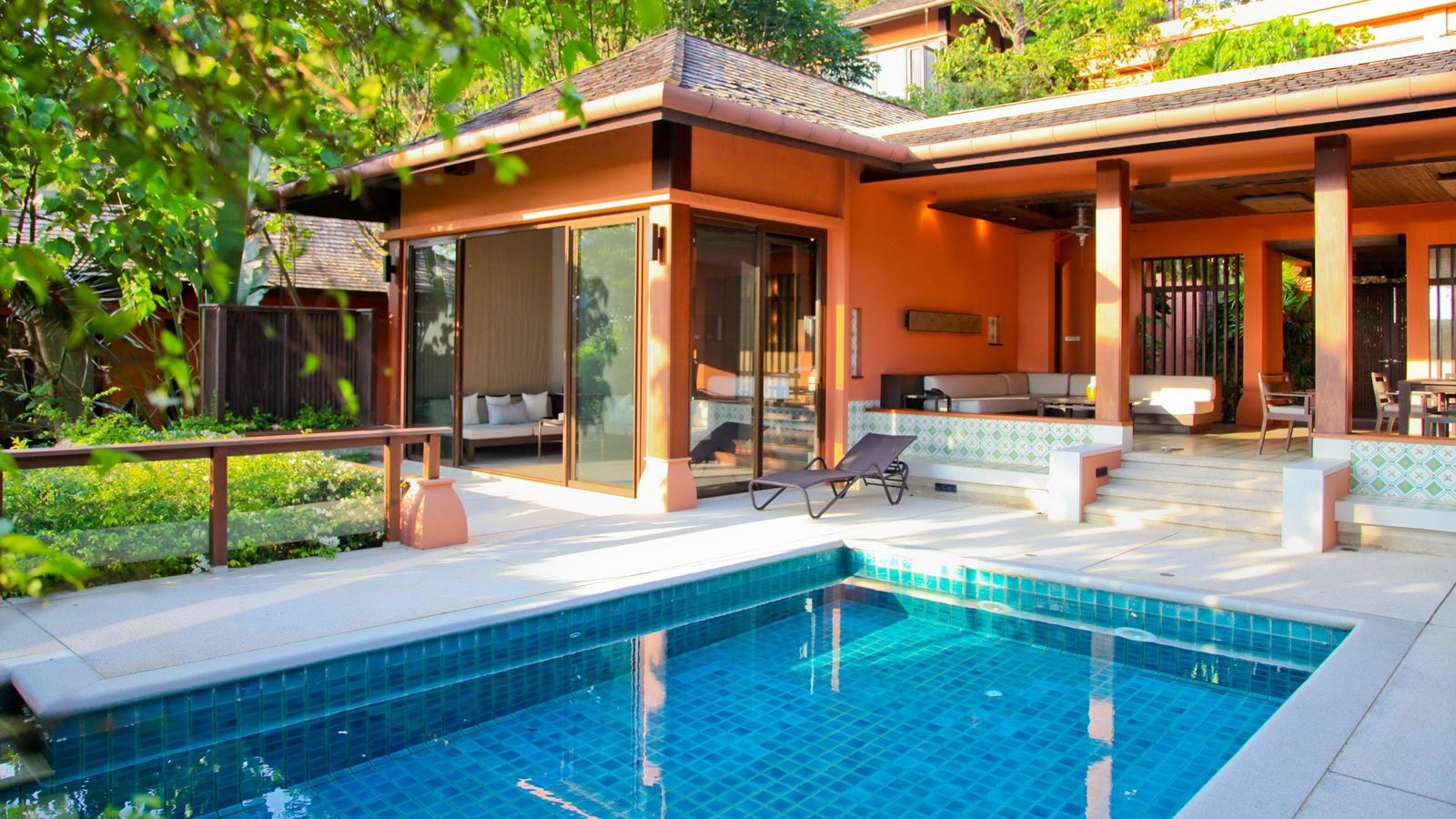 rooms-2brooms-family-suite-garden-view