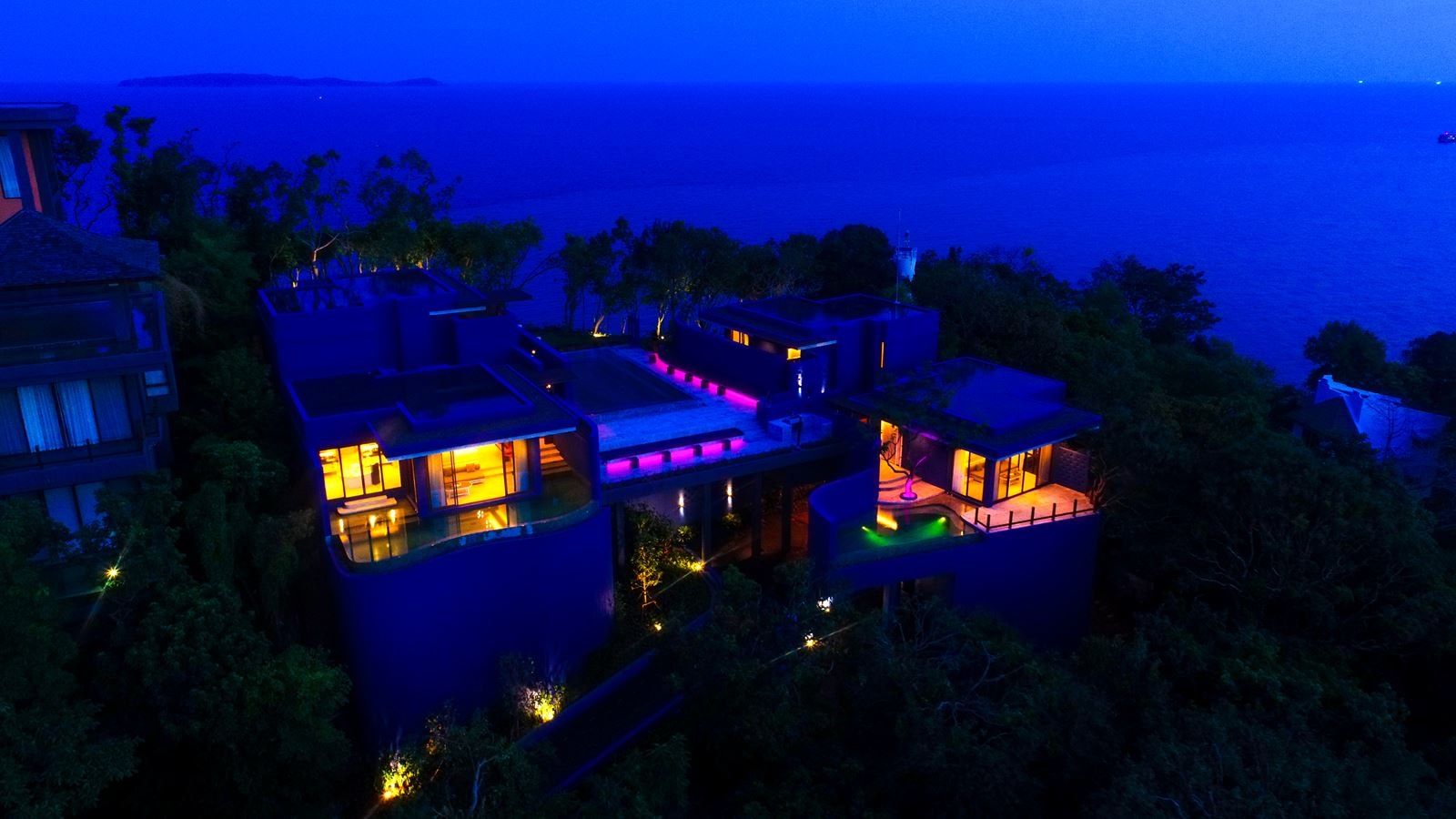 rooms-4br-luxury-residence-pool-villa-ocean-view