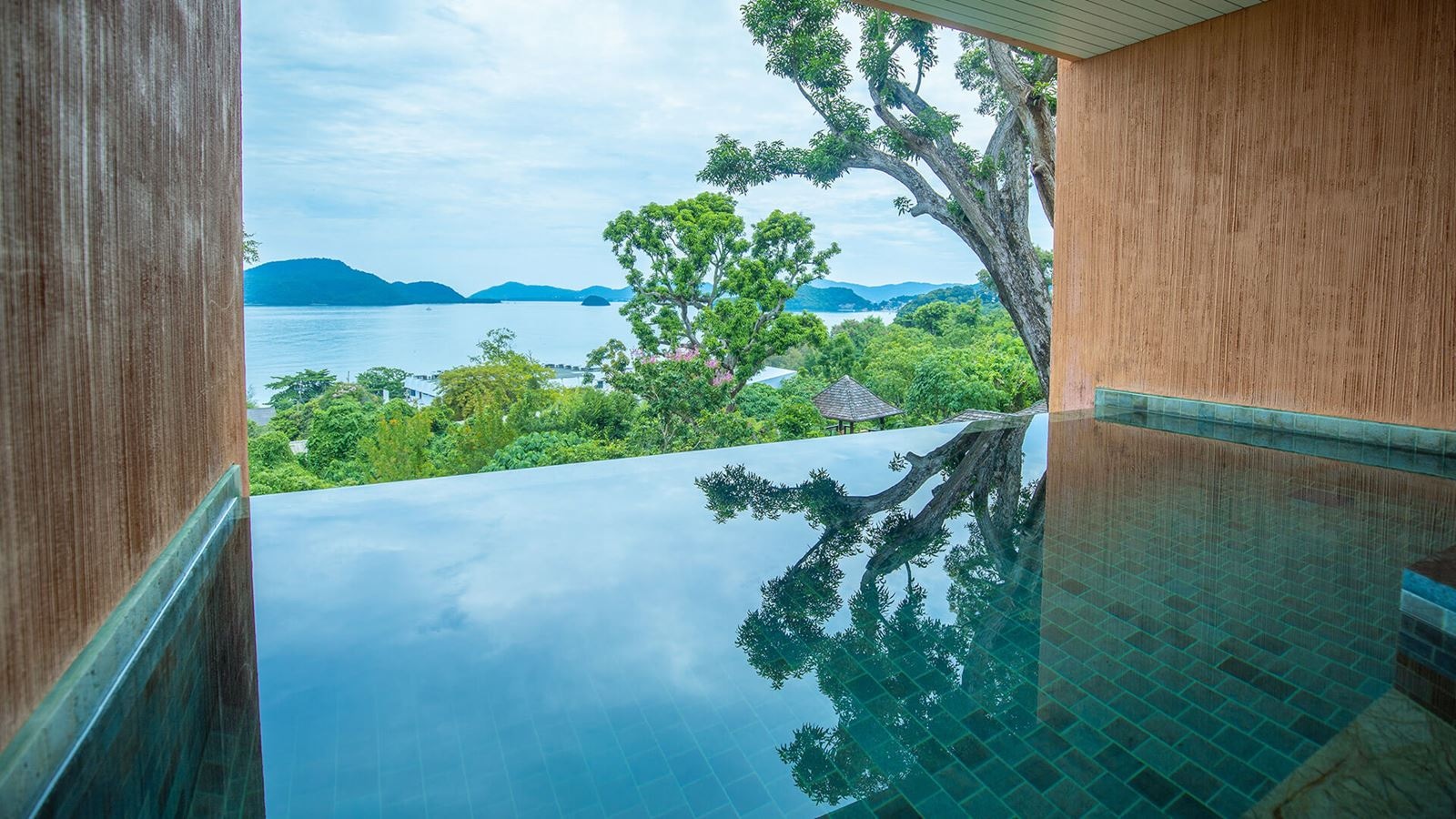 rooms-wellness-pool-suite