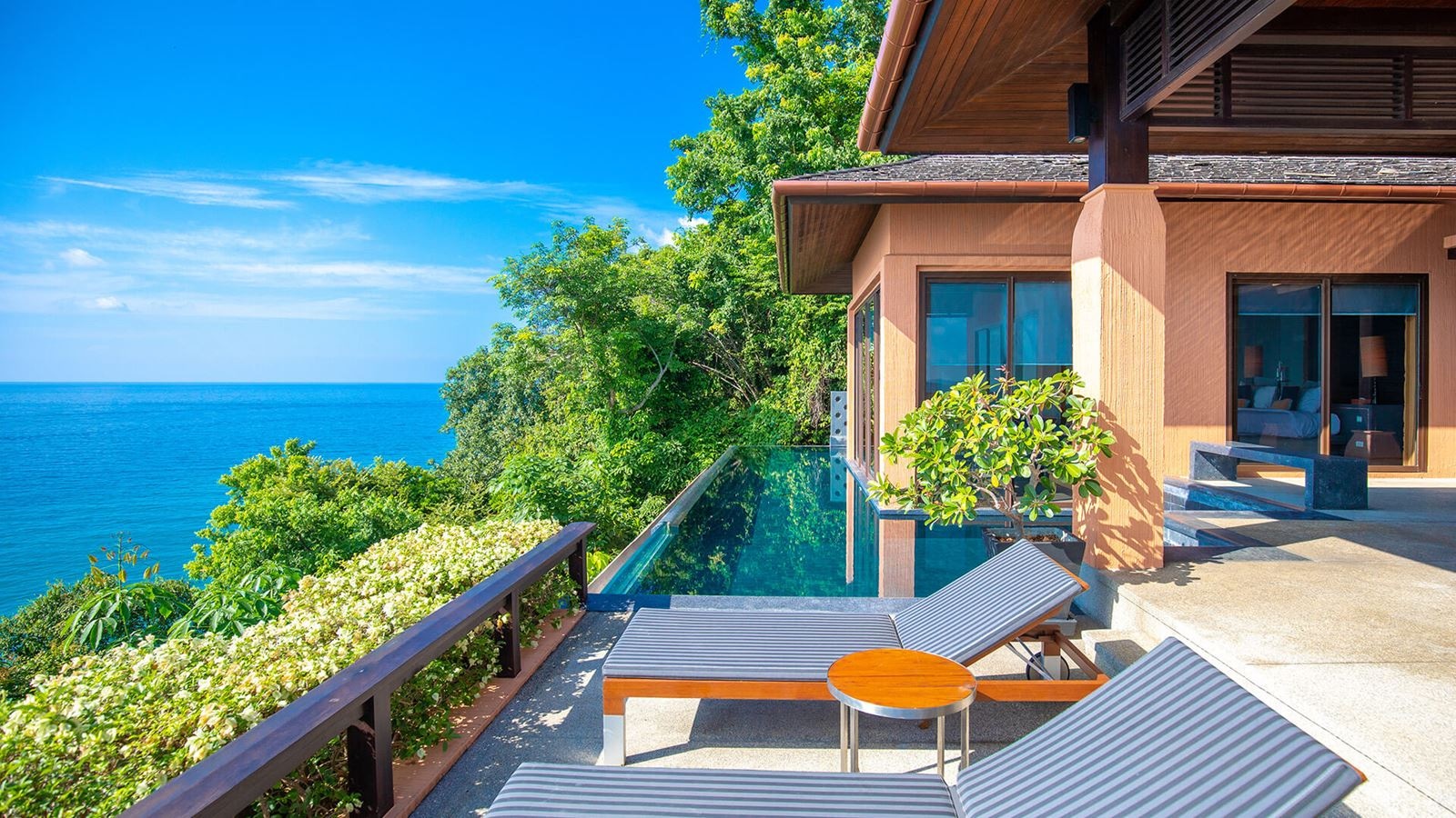 rooms-wellness-luxury-pool-villa