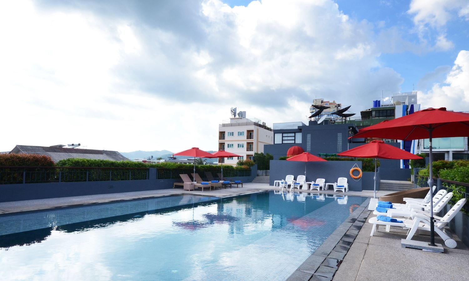 pools-outdoor-pool