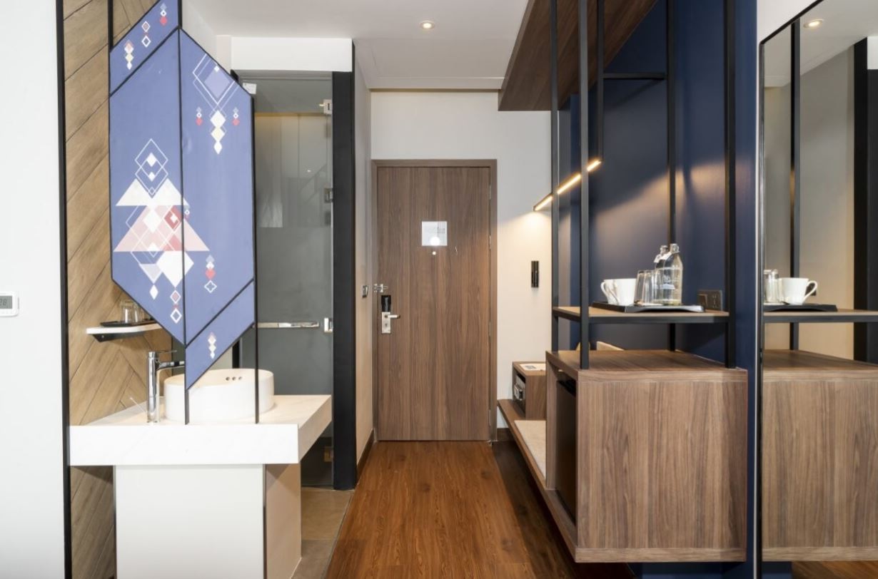 rooms-deluxe-room