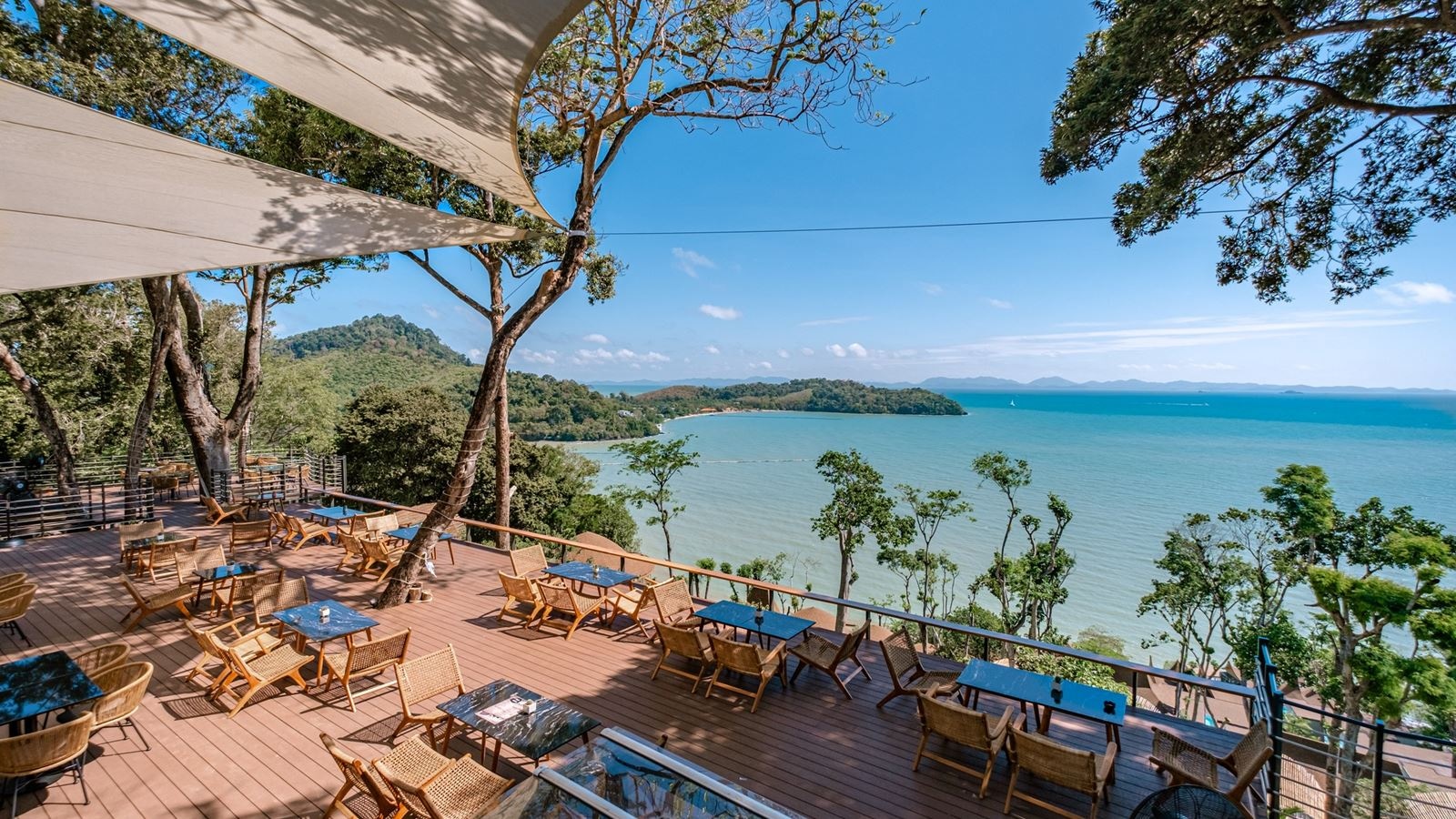 restaurants-hilltop-cafe