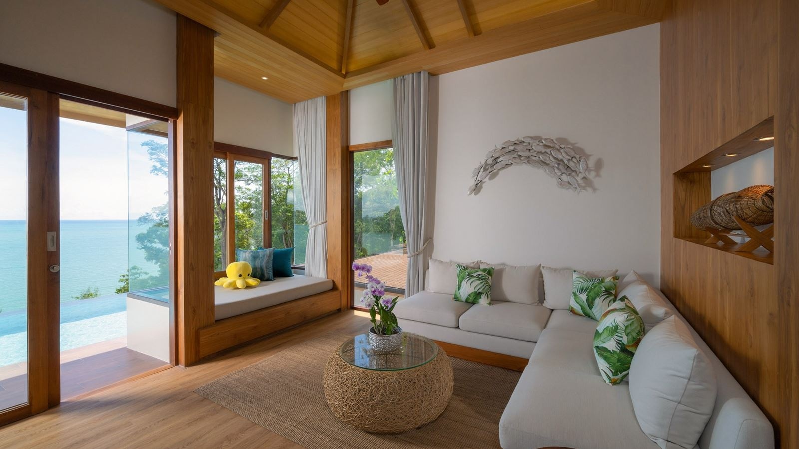 rooms-sky-pool-villa