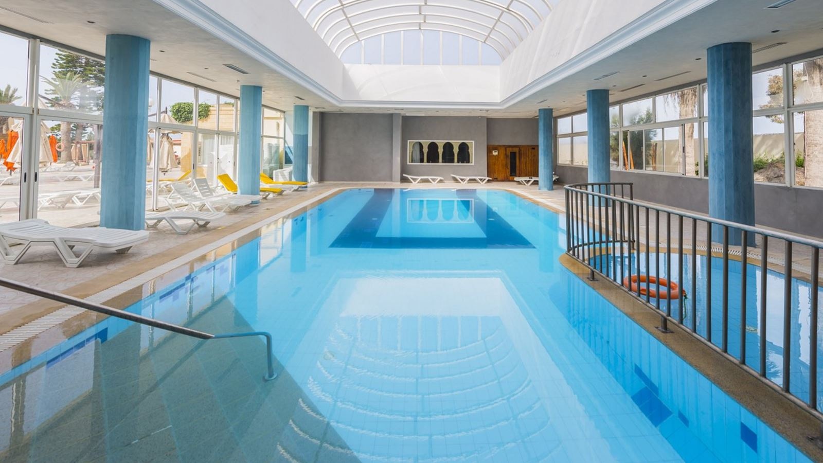 pools-indoor-pool