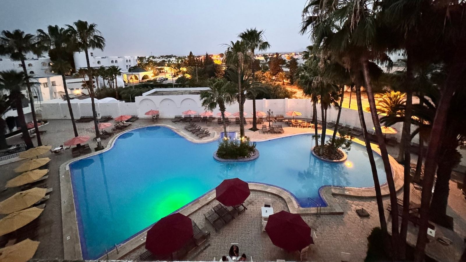 pools-outdoor-pool