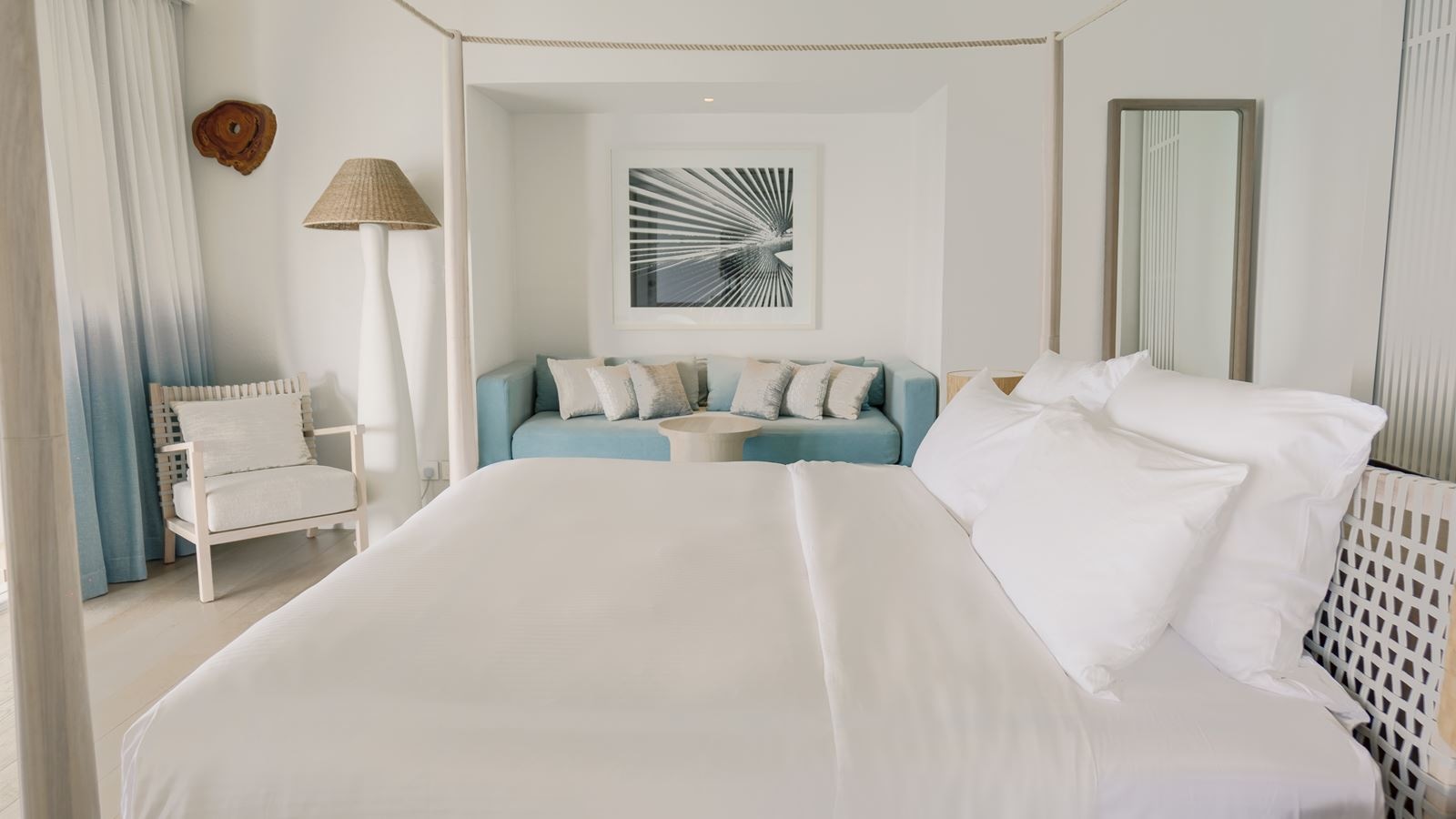 rooms-water-villa