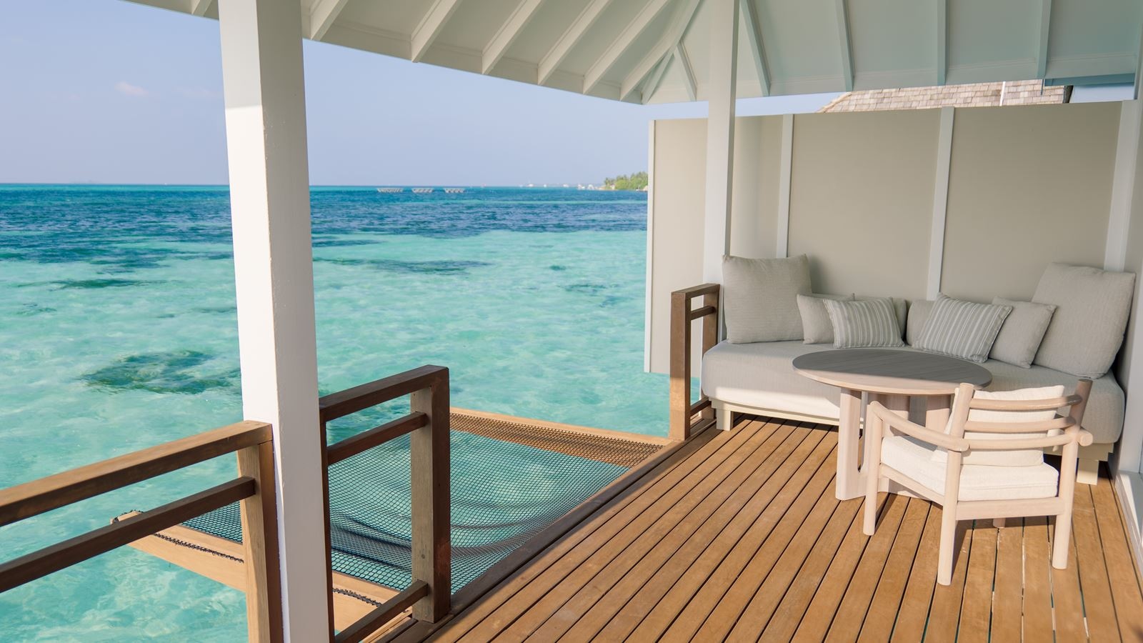 rooms-water-villa