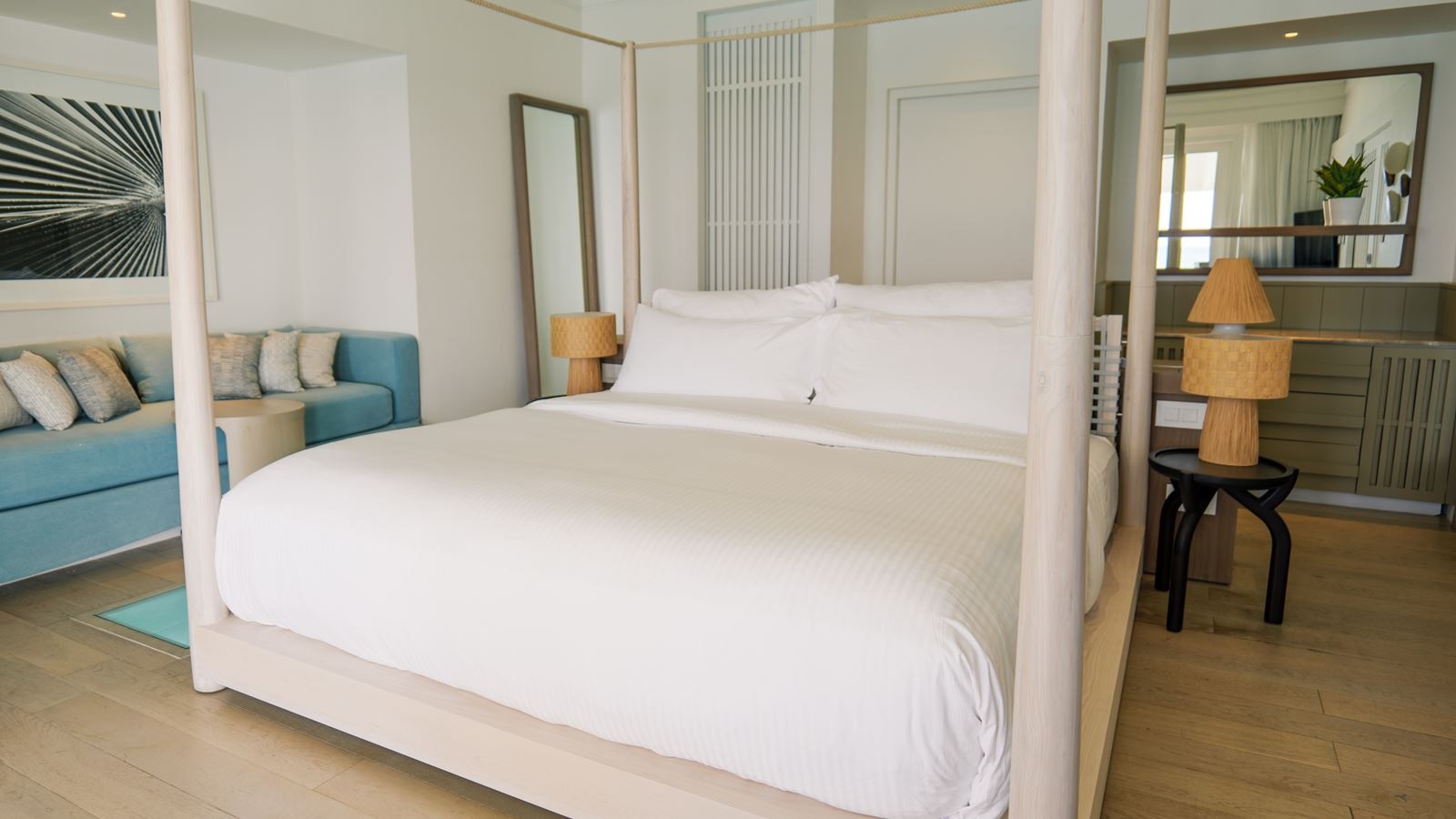rooms-water-villa