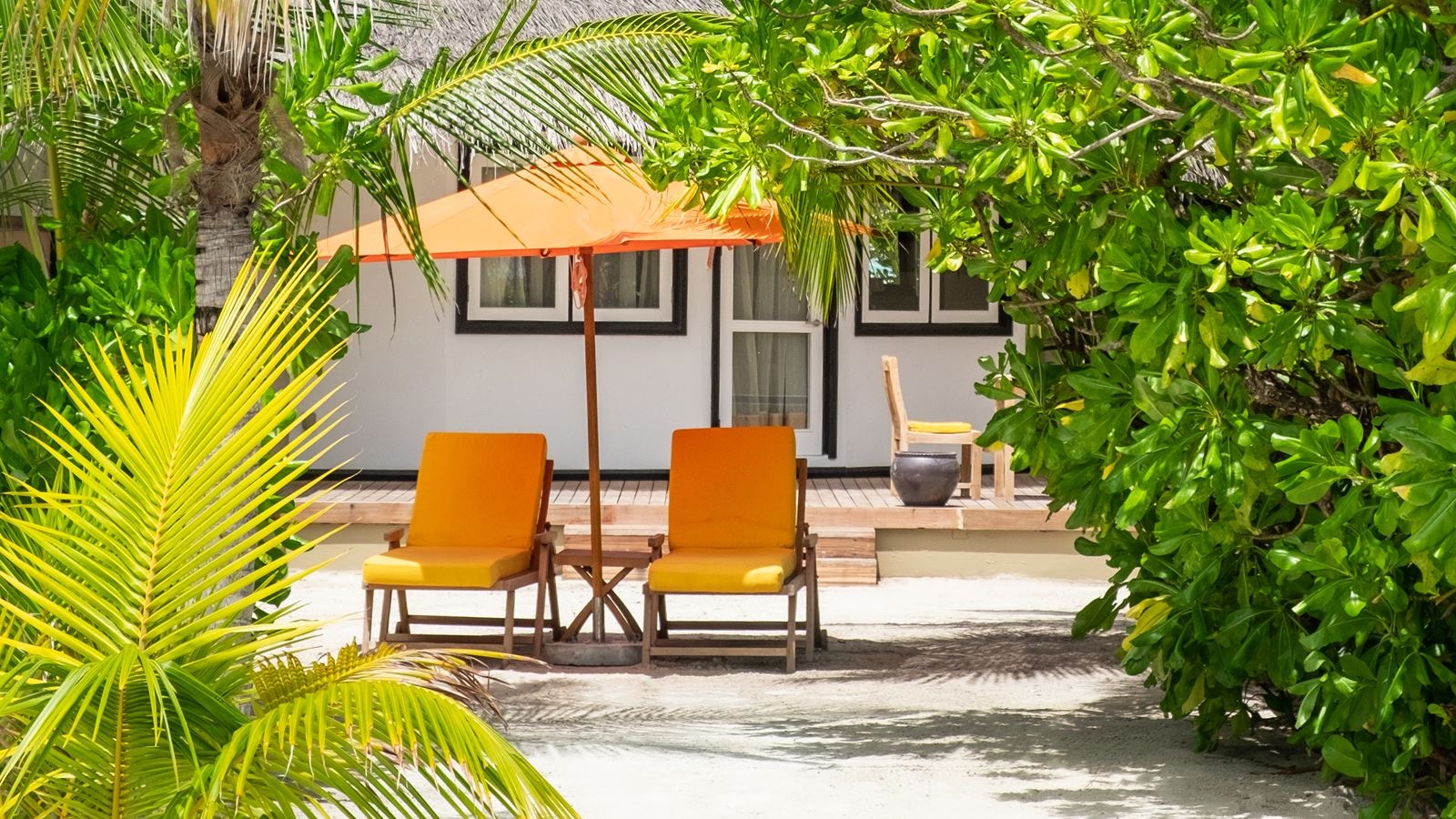rooms-beachfront-villa