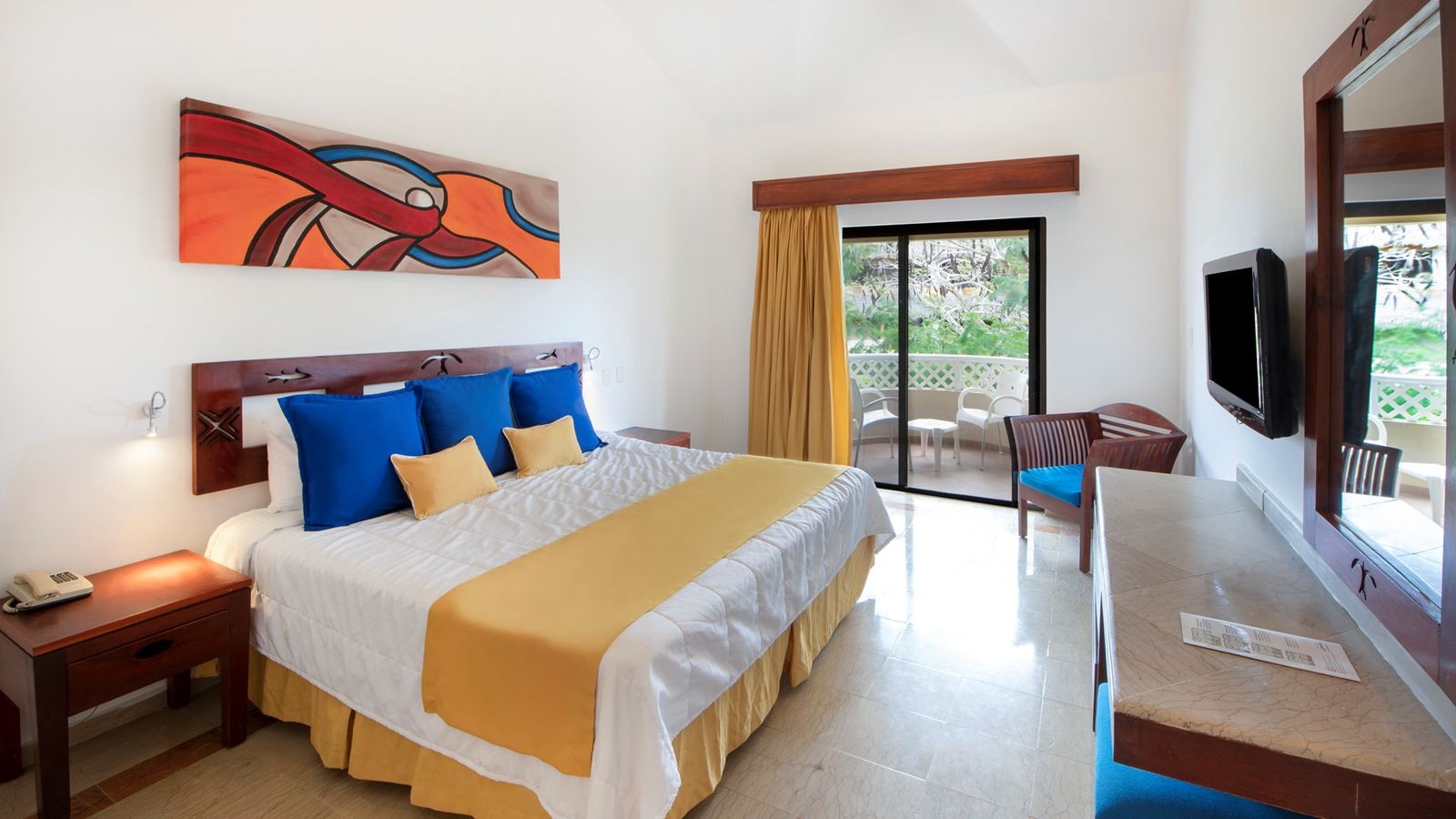 rooms-superior-room