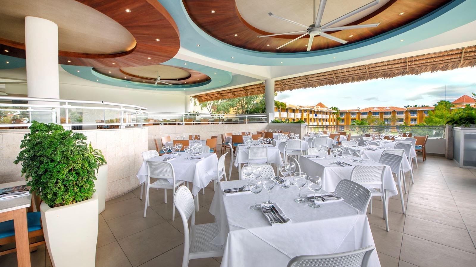 restaurants-la-yuca