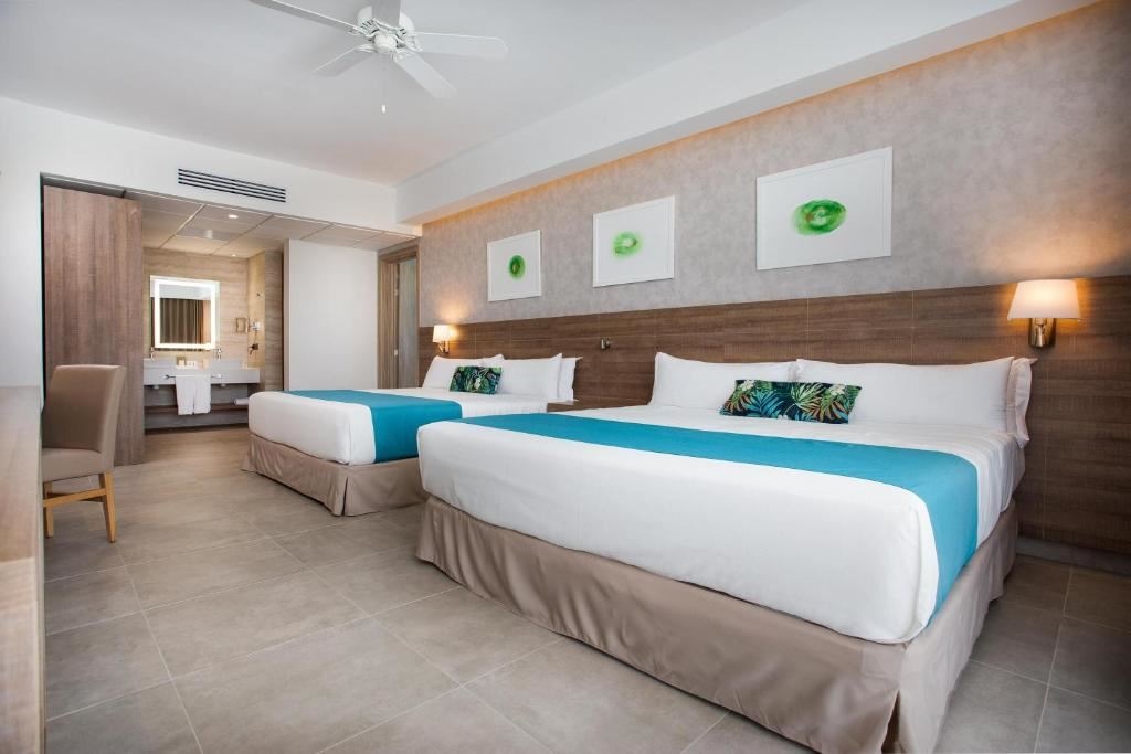 rooms-luxury-master-suite