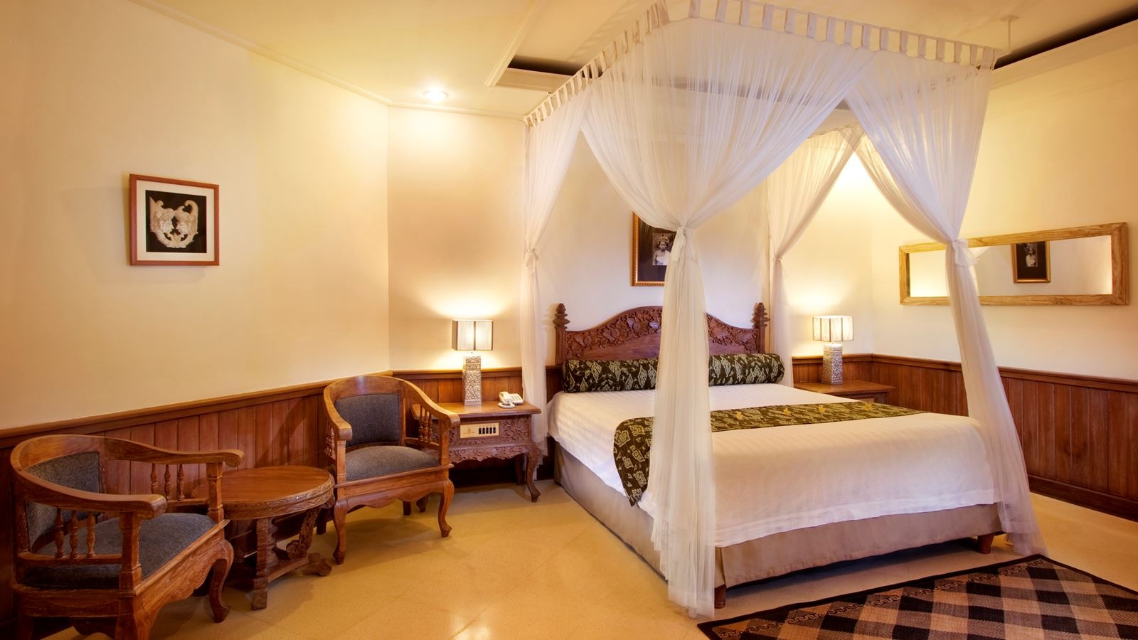 rooms-deluxe-room