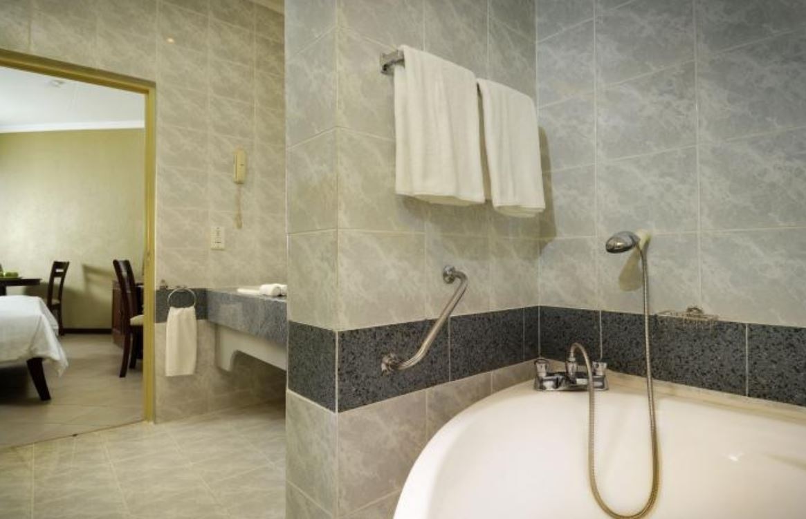 rooms-superior-room