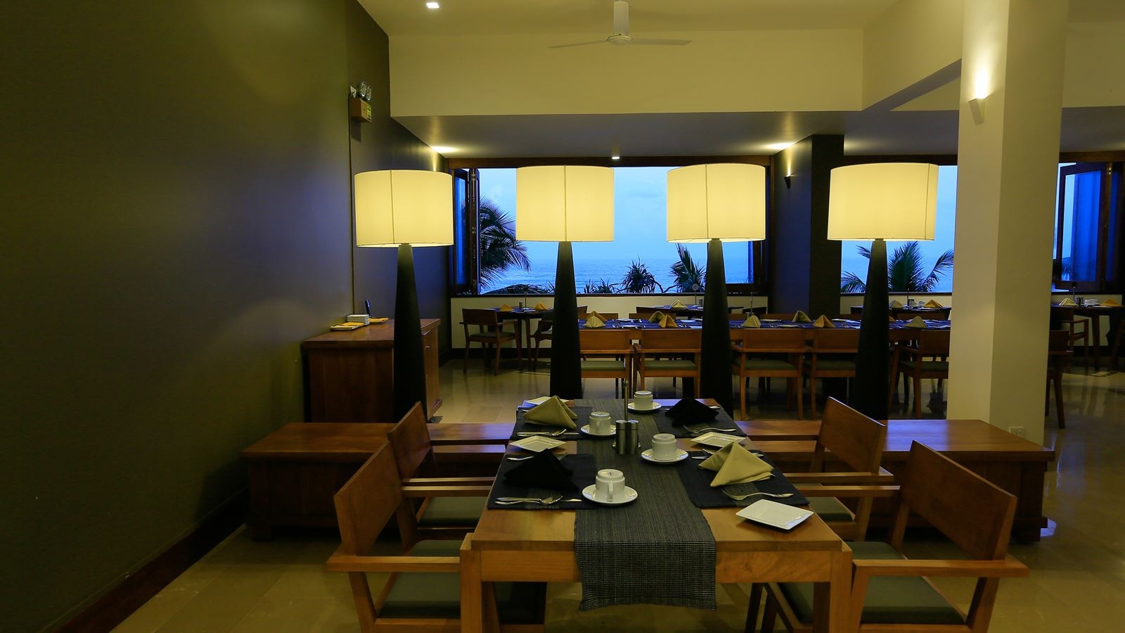 restaurants-main-restaurent