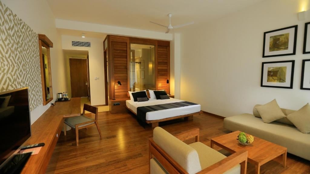 rooms-deluxe-room