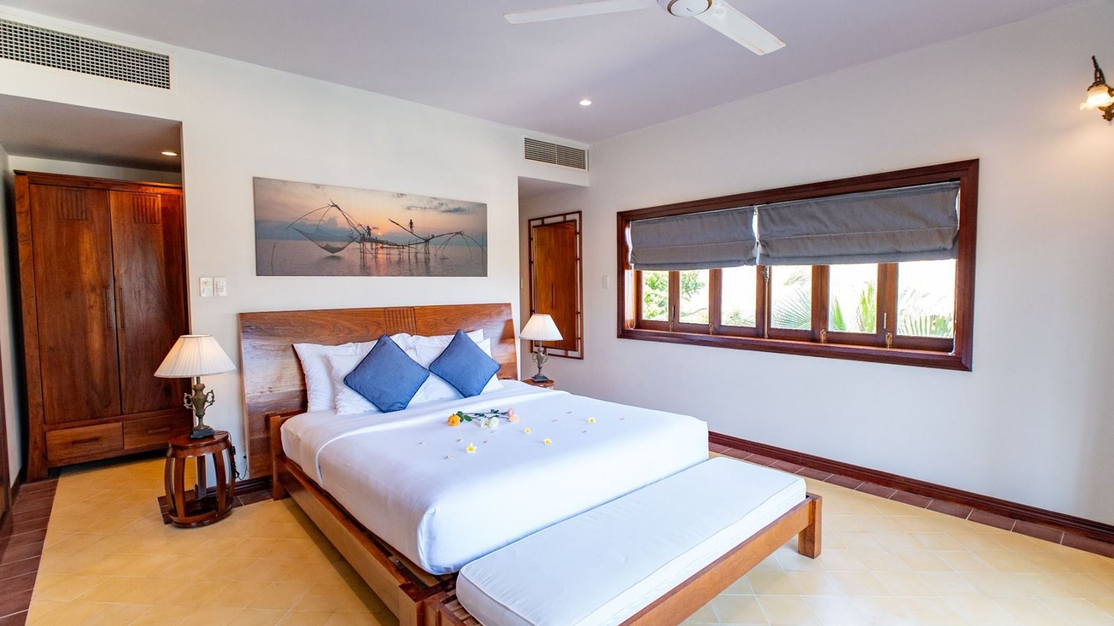 rooms-sea-view-suite-child-without-extra-bed
