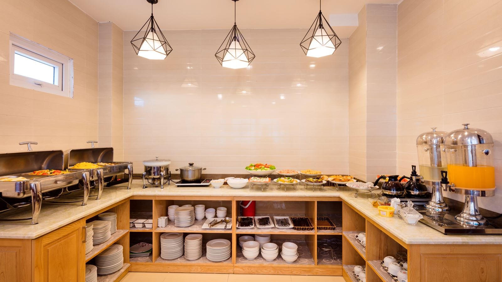 restaurants-main-restaurant