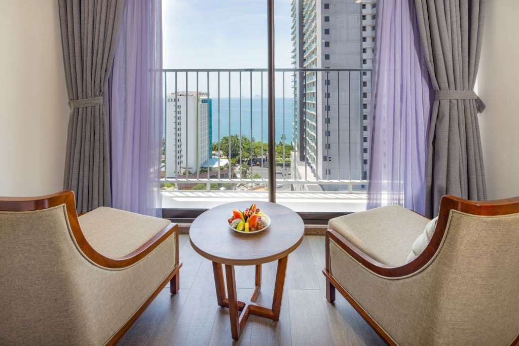 rooms-executive-sea-view-with-balcony-child-without-extra-bed