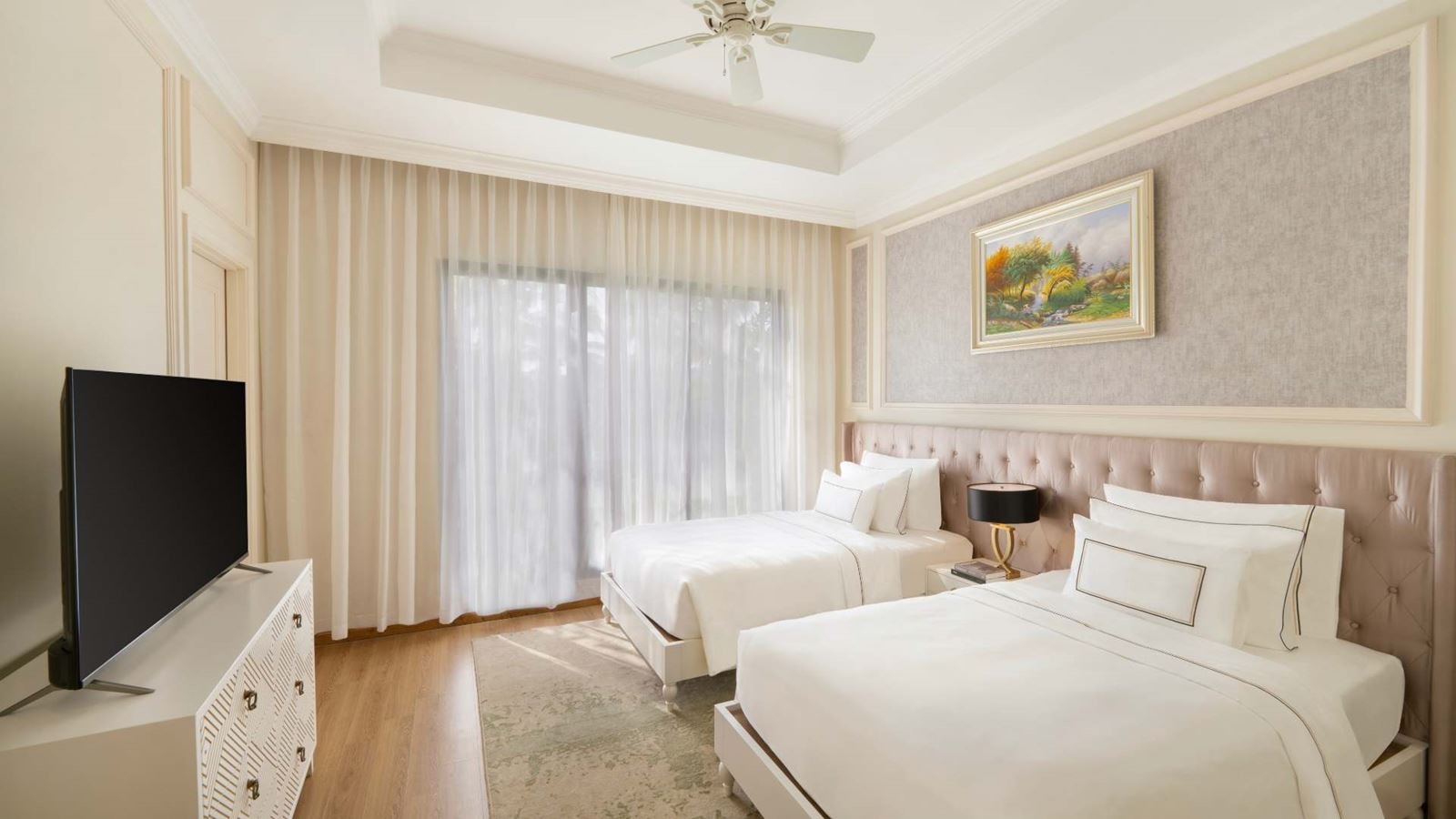 rooms-3bedroom-villa-lake-view-with-private-pool-no-extra-bed