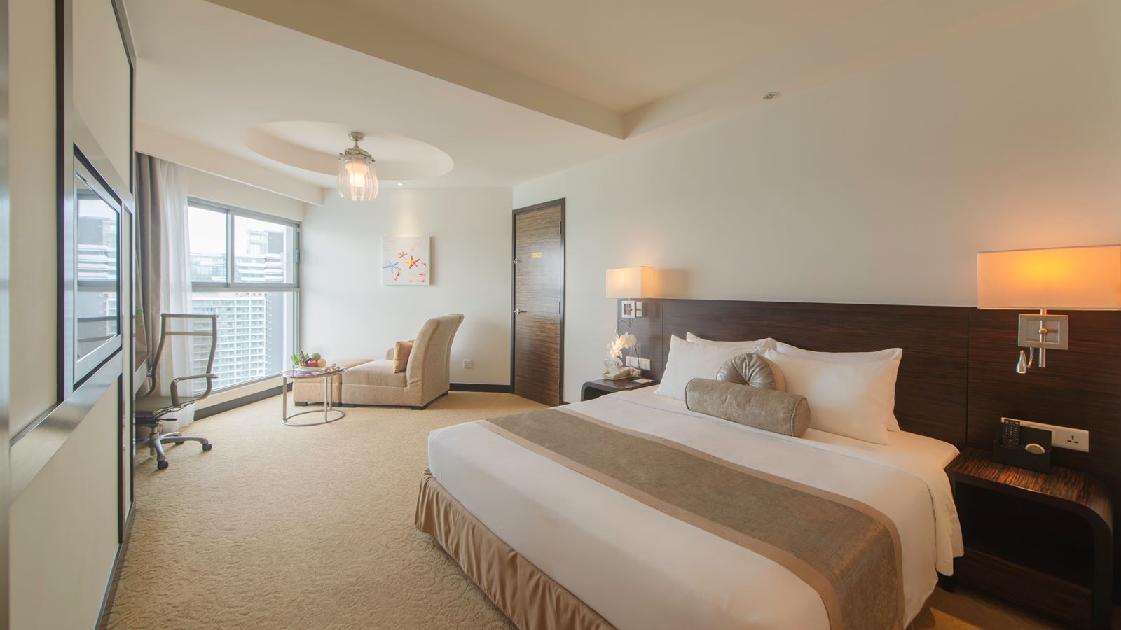 rooms-club-suite